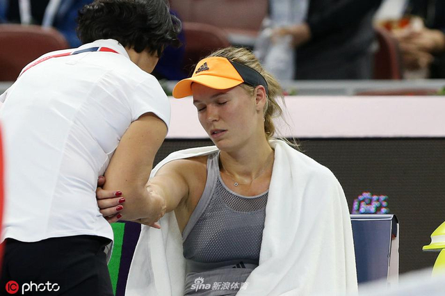 而罗伯逊则 而罗伯逊则