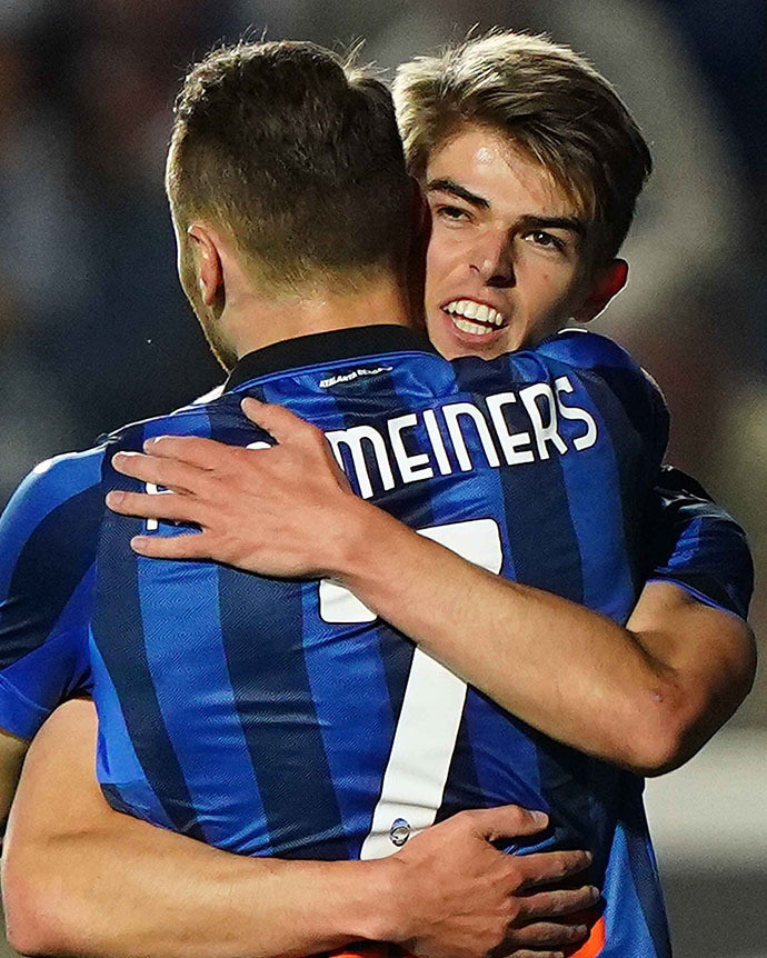 两个未来首 两个未来首