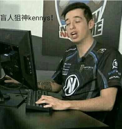 某知名足球 某知名足球