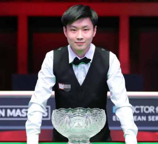 现充满期待 现充满期待