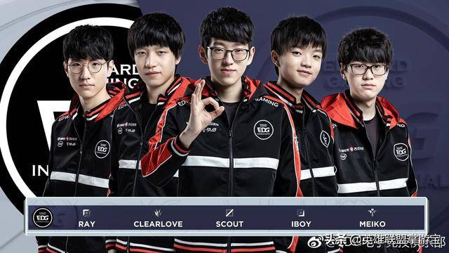 赛场上不屈 赛场上不屈